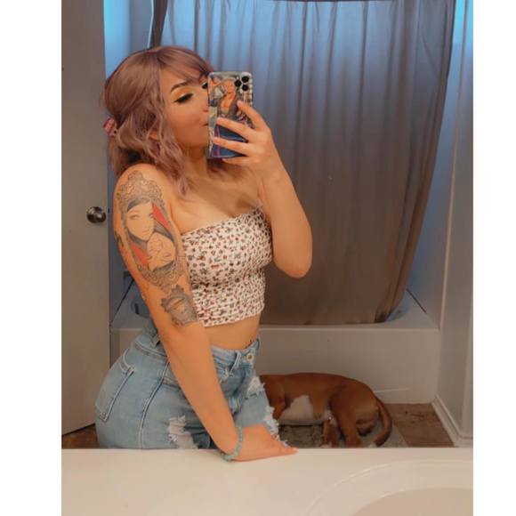 Meet your Posher, Bianca - Picture 1 of 1